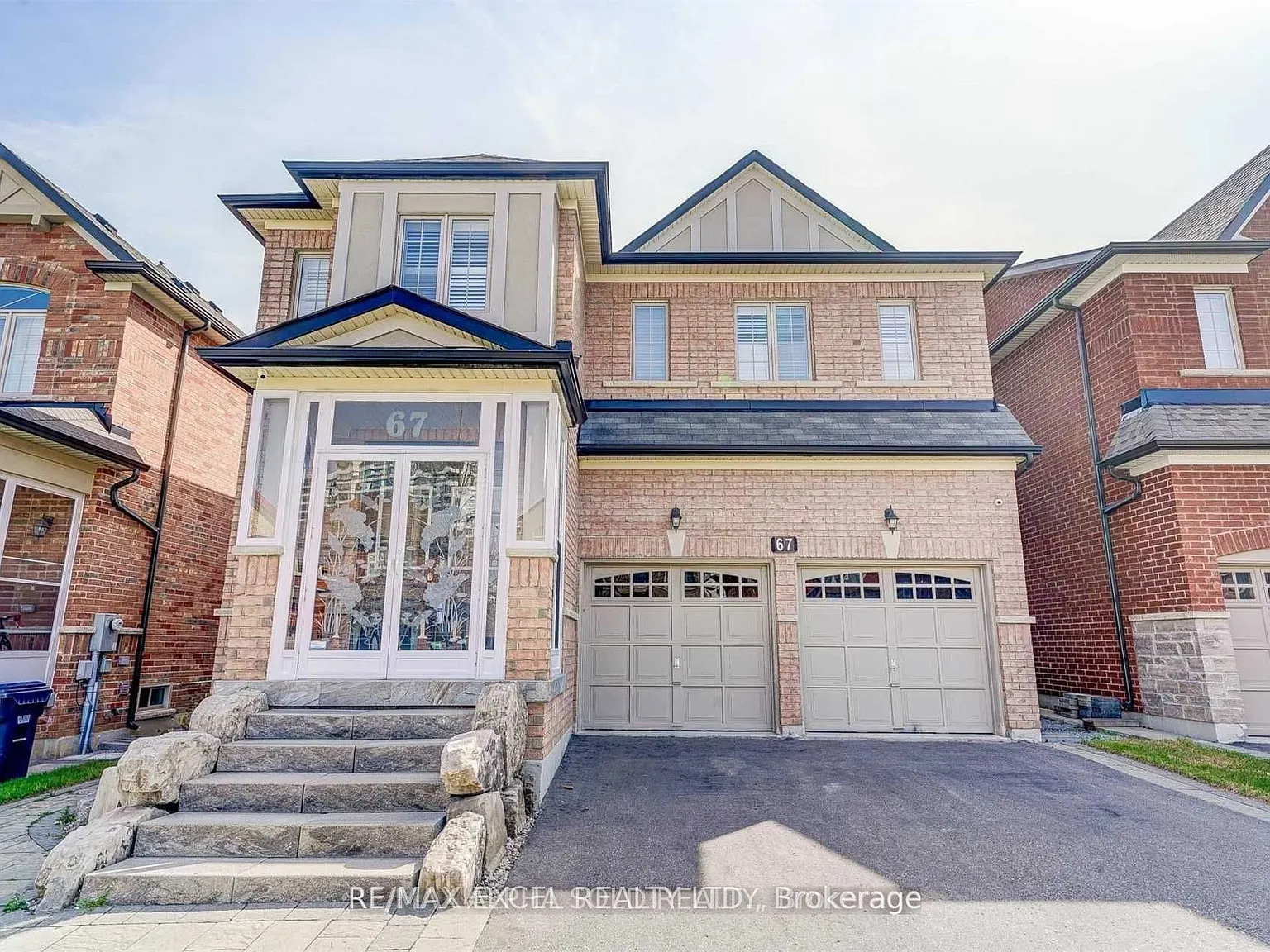 4 bed, $4,180 — Photo 2