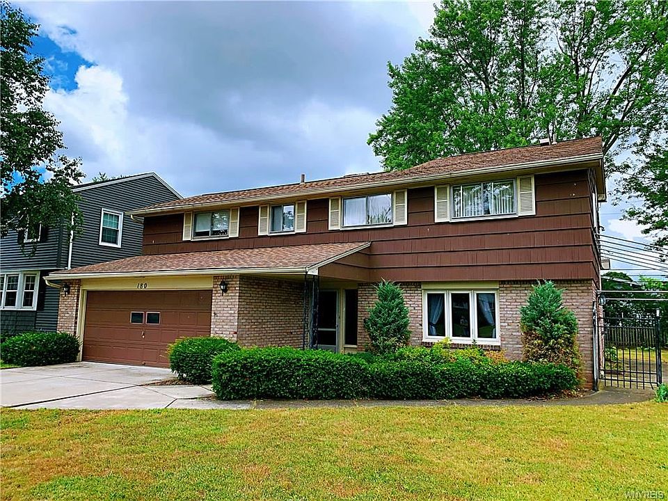 1st image of 180 Fairways Blvd