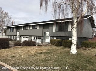 525 NE 6th St, Prineville, OR 97754