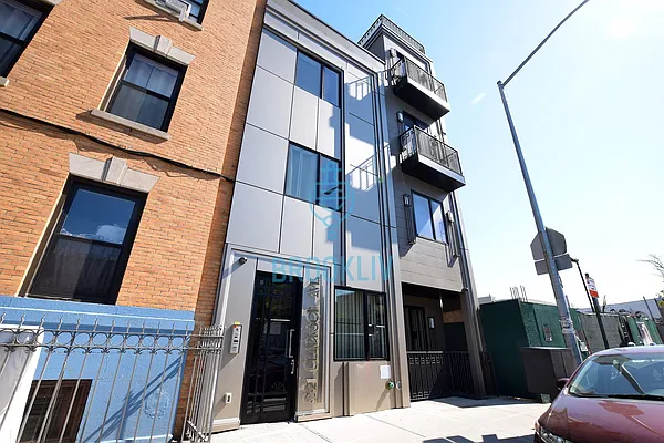 Rented by null | media 86