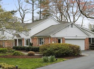 9504 Seddon Rd, Bethesda, MD 20817