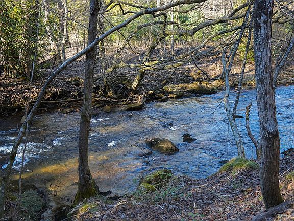 2nd image of 1760 Big Creek Rd