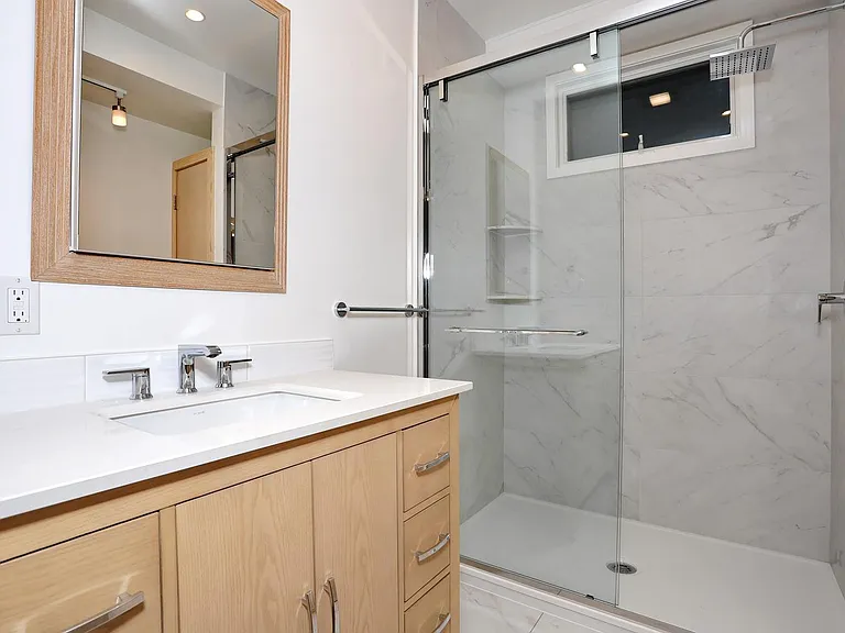 25 Bogert Pl #1 — Photo 17