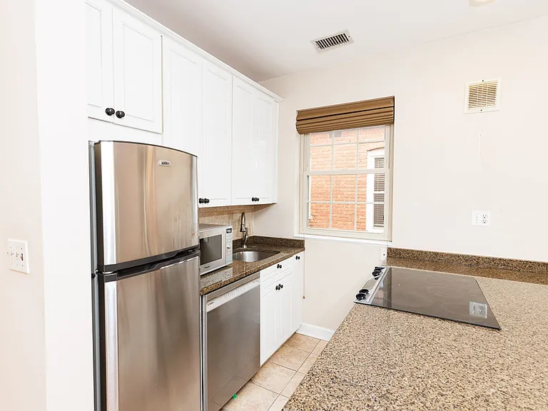 1738 T St NW #4 — Photo 9