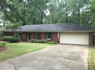 5626 Warwick Dr, Jackson, MS 39211