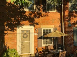 1641 S Barton St, Arlington, VA 22204