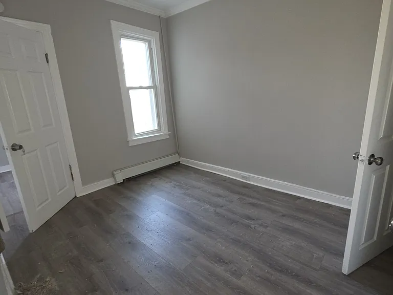 1107 Muhlenberg St — Photo 11