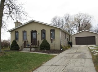 900 N Colony Rd, Grand Island, NY 14072