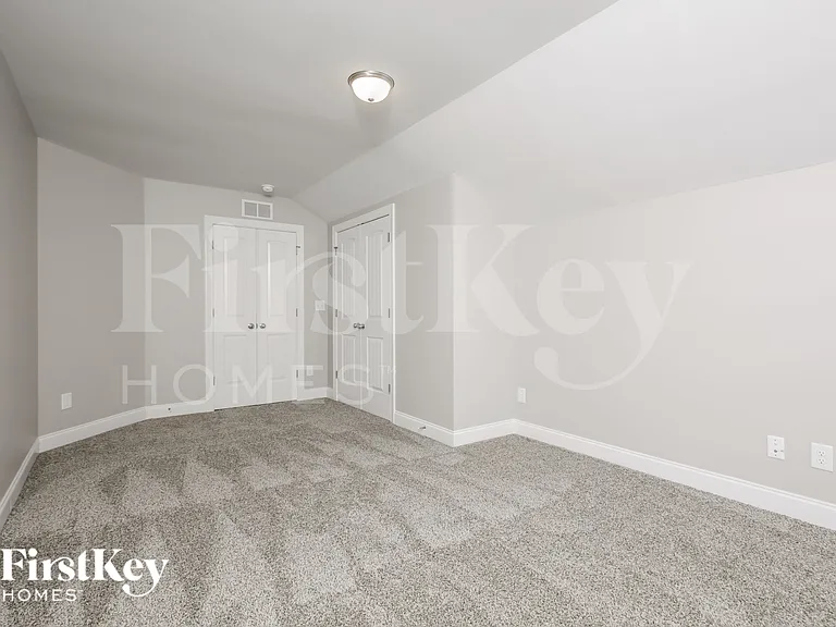 157 Ramsgate Dr — Photo 15