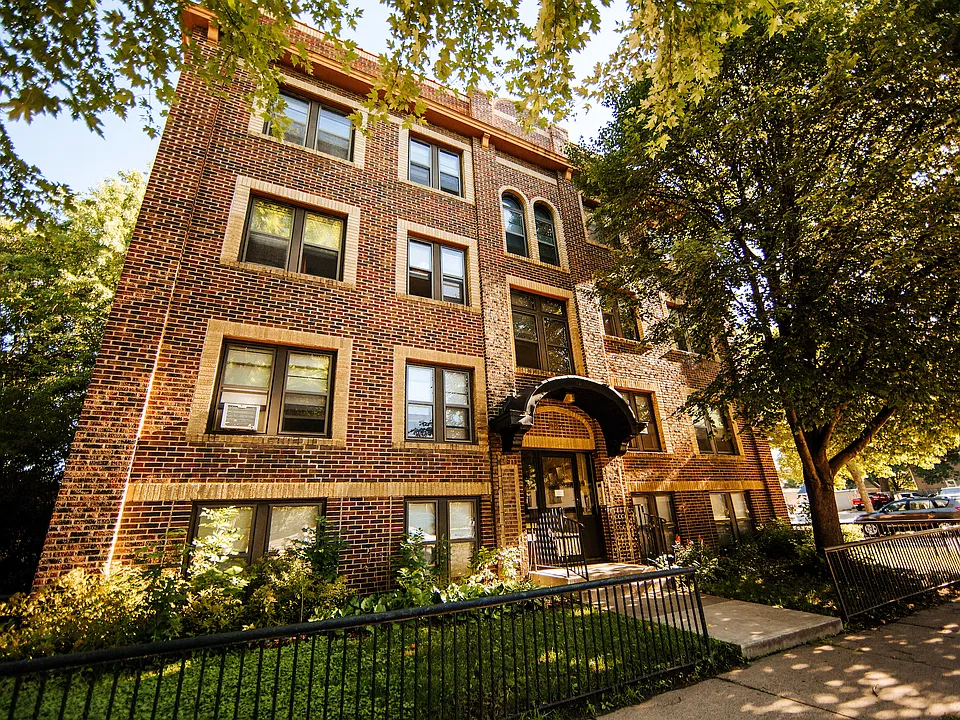 683 Hague Ave #7