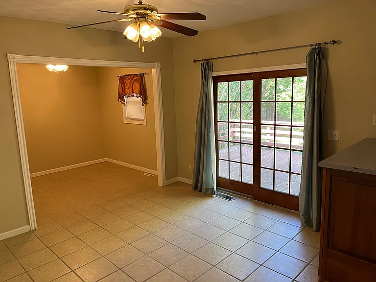 208 Doud Dr — Photo 21