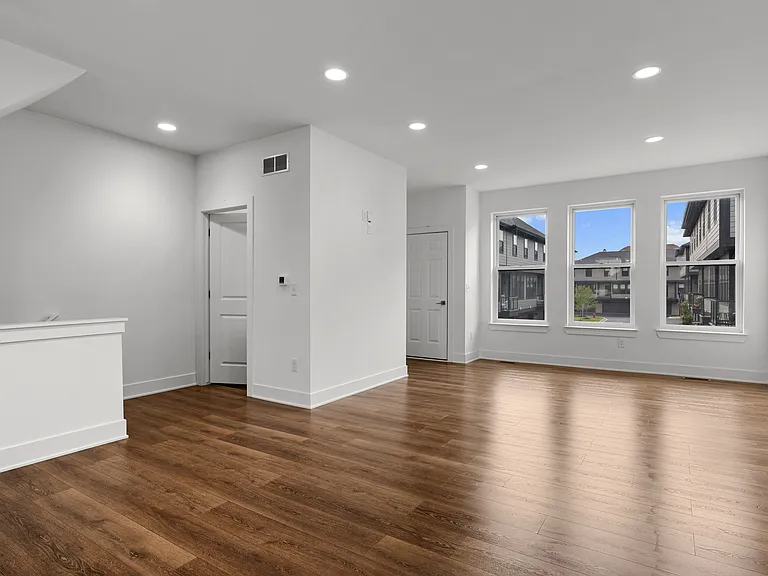 2845 Summers Pl — Photo 14