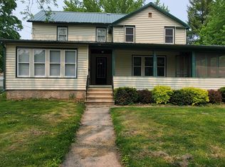 405 E Bluff St, Boscobel, WI 53805