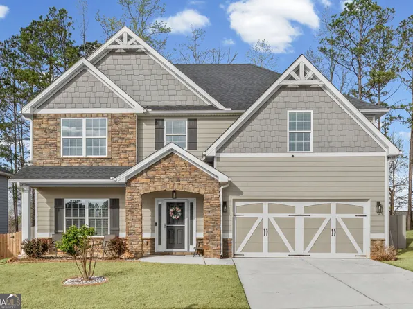 265 Cliffhaven Cir, Newnan, GA 30263