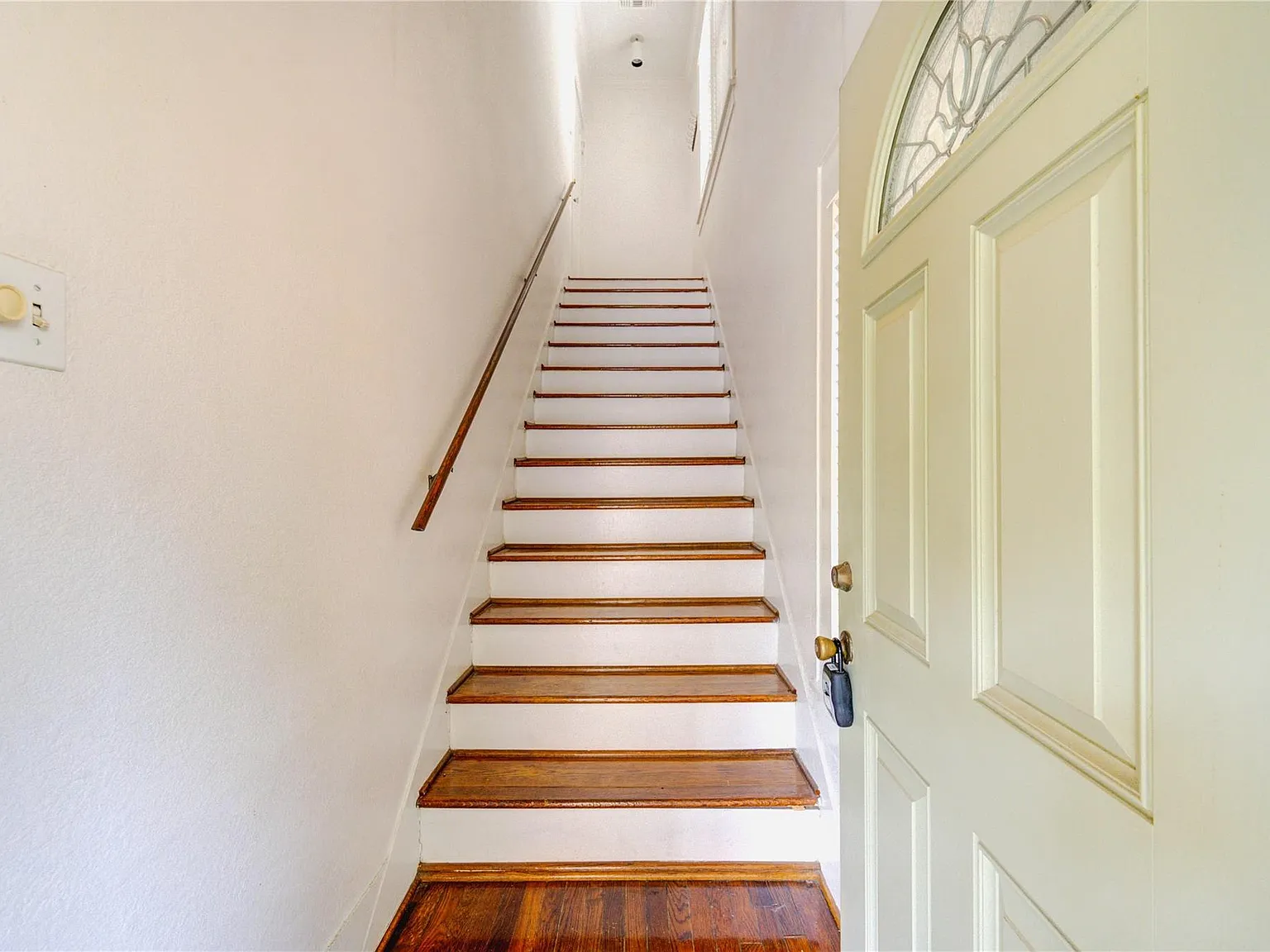 2 bed, 1.0 bath, 1200 sqft, $2,150 — Photo 4