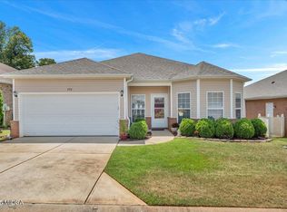 374 Spyglass Hill Dr, Perry, GA 31069