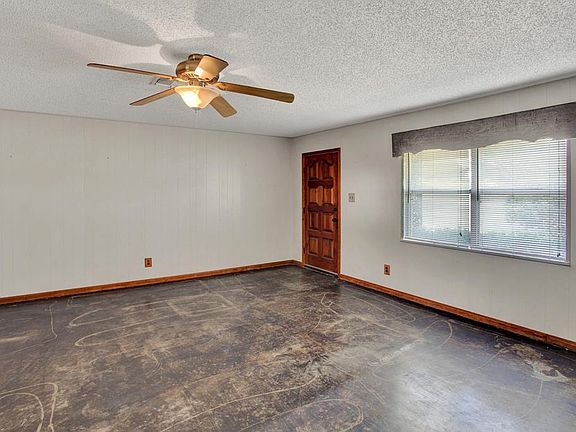 2nd image of 1022 Avenue B