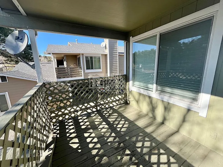 2626 Hearthwood Ln — Photo 2