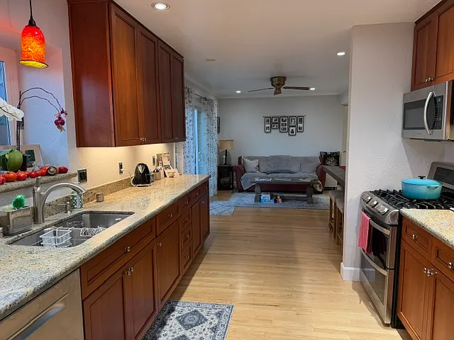 7 Carmen Ct — Photo 9