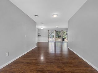 4854 Towne South Rd, Saint Louis, MO 63128