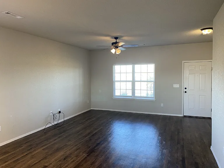 6611 Warrington Rd — Photo 6