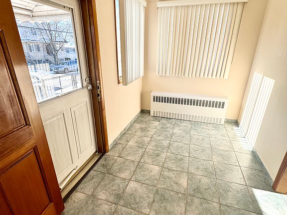 3rd image of 59 Scott Ave Unit 1