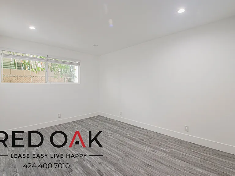 1350 N Fuller Ave #4 — Photo 17