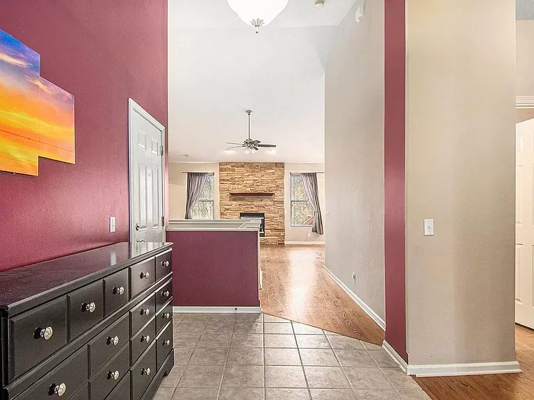 4722 S 194th Ave — Photo 5
