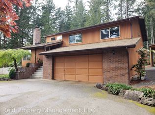 21 NE Fir Ln, Belfair, WA 98528