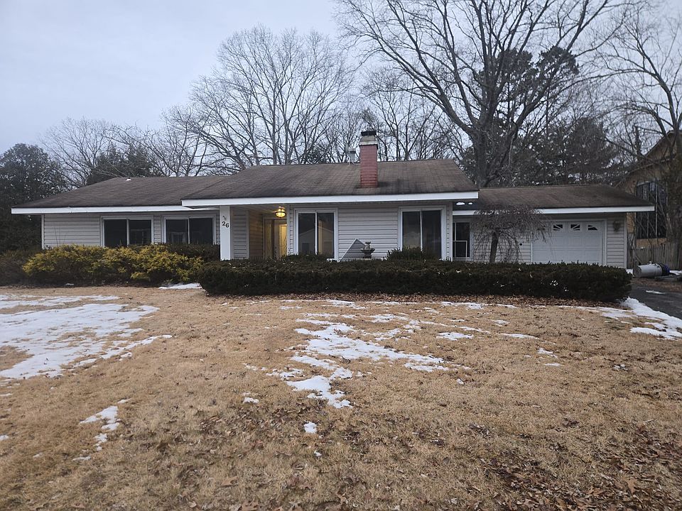 1st image of 26 Cambridge Dr