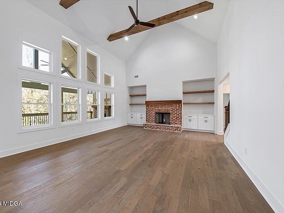 4th image of 261 Preakness Way