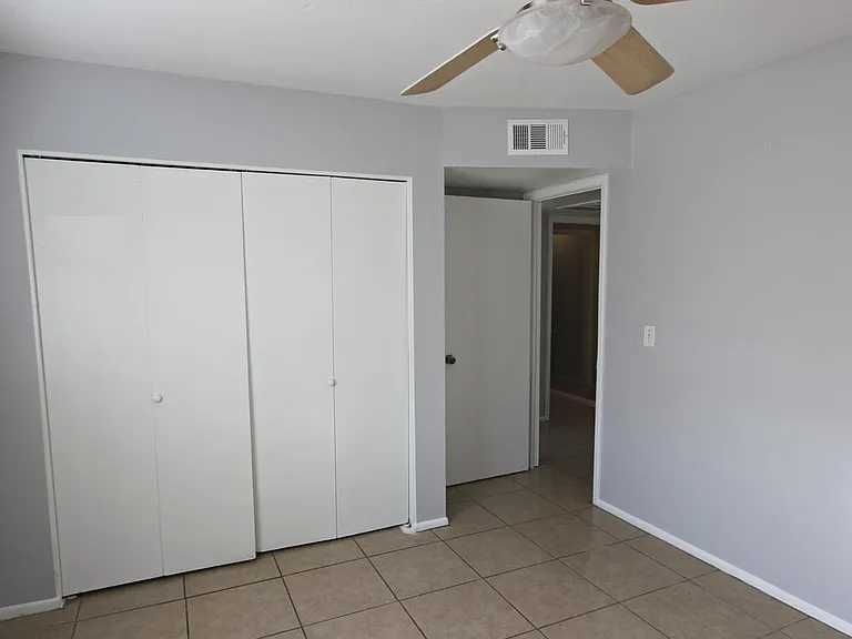 145 S Doran #4 — Photo 7