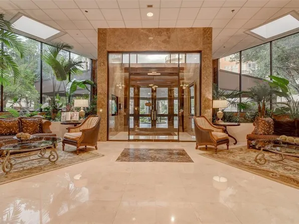 3525 Sage Rd APT 513, Houston, TX 77056