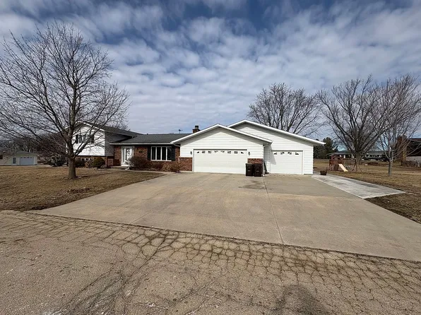 801 Fowler Rd, Fulton, IL 61252