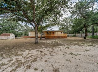 318 Hickory Run, La Vernia, TX 78121