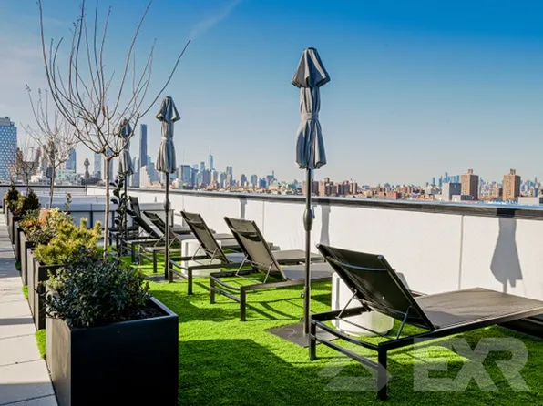 957 Atlantic Avenue image 14 of 16