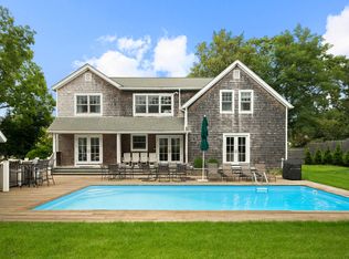 32 Floyd St, East Hampton, NY 11937