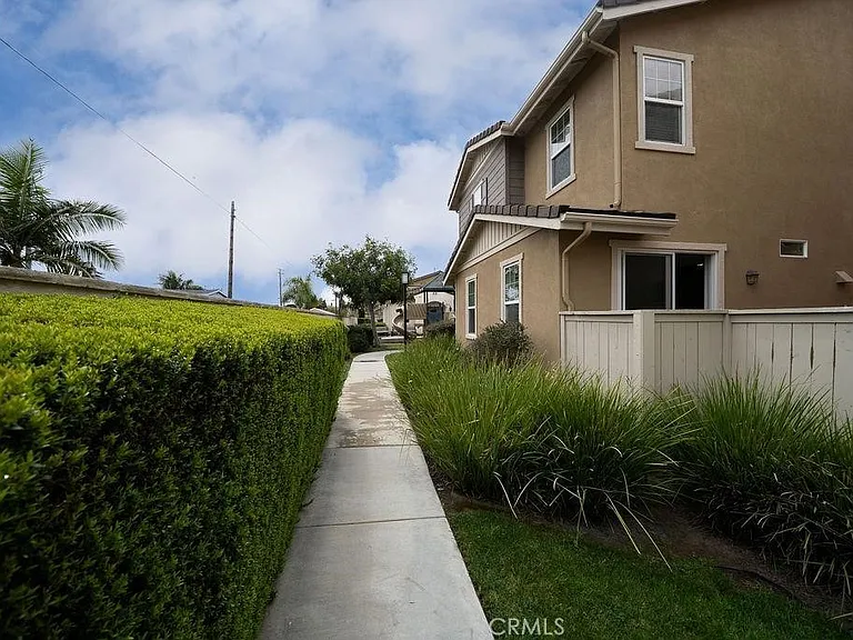 22532 Venice St — Photo 18