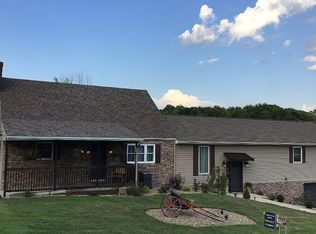 113 Rutter Ln, Smock, PA 15480