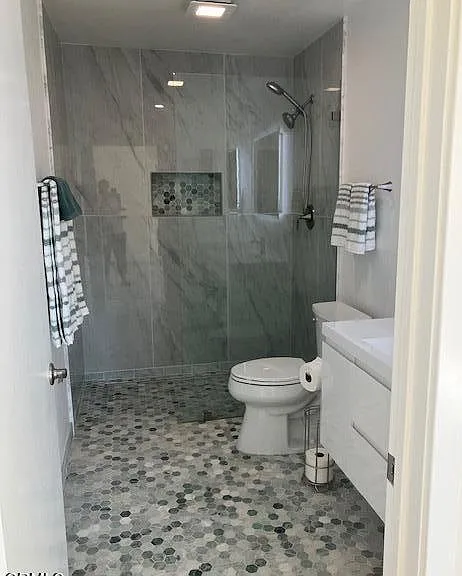 510 Island View Cir #510 — Photo 11