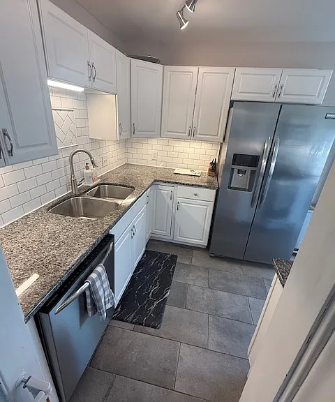 417 14th Ave N — Photo 3