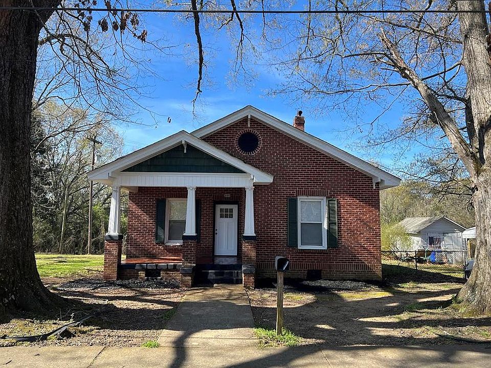 1st image of 302 Sirrine St