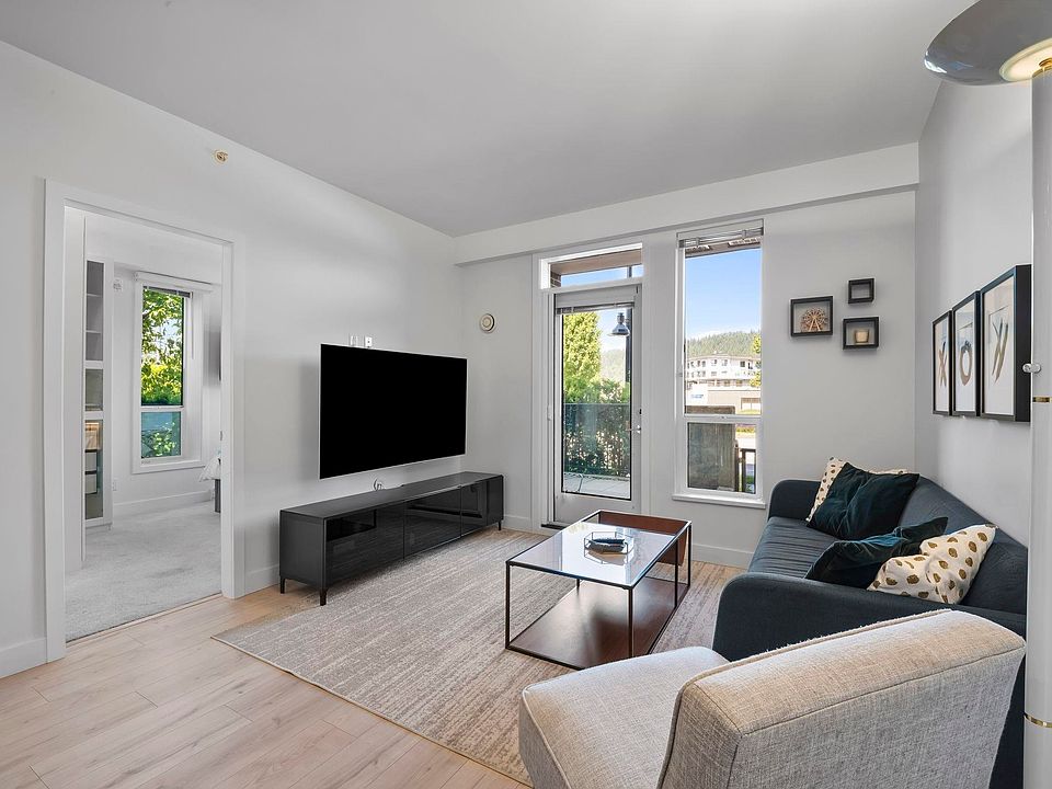 1st image of 700 Clarke Rd #101