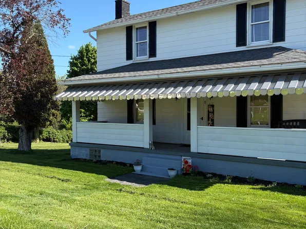 412 4th St, West Leechburg, PA 15656