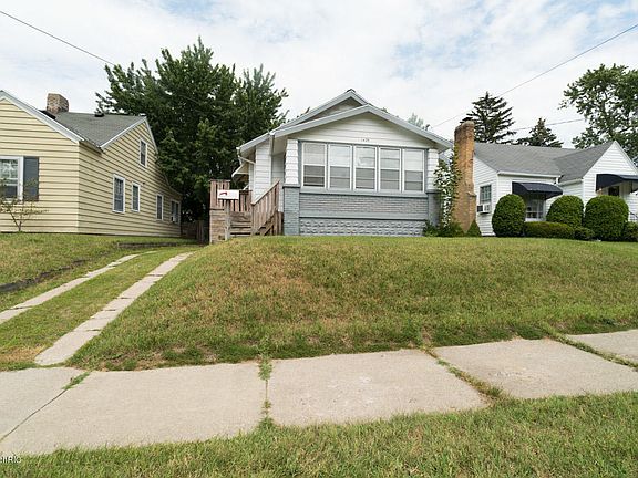 2nd image of 1435 Elliott St SE