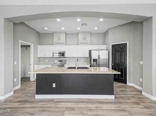 42424 N GAVILAN PEAK Parkway #52206, Anthem, AZ 85086