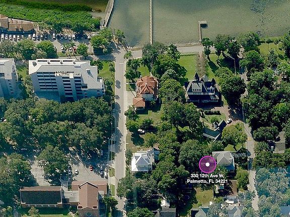 2nd image of 330 12th Ave W