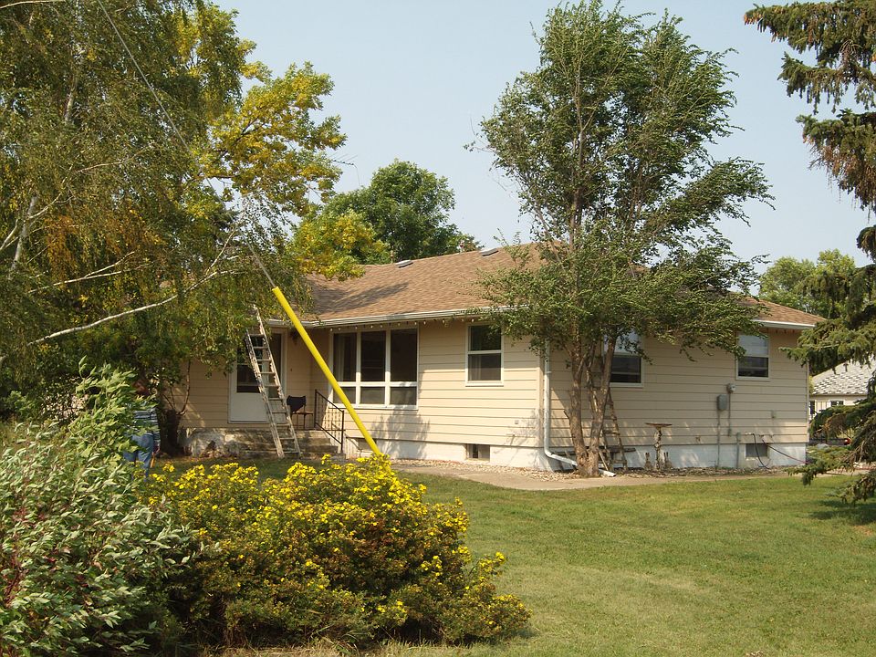 1st image of 424 Birchwood Hts