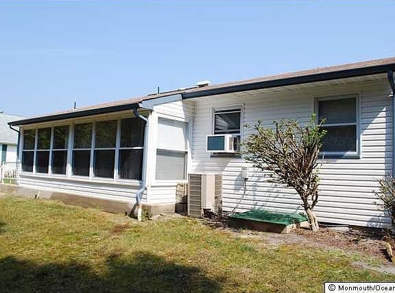 5th image of 98 Milford Avenue