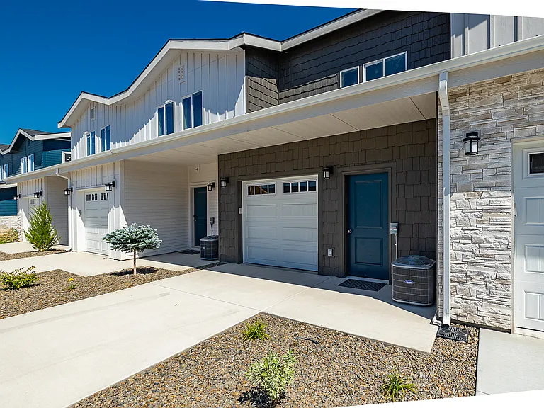 Wesley Townhomes — Photo 11